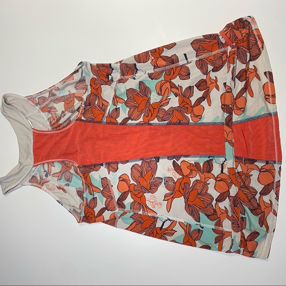 Lululemon Floral Tank - Picture 7 of 7